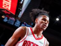 云开体育 -包含欧篮联清晨再迎强敌，萨克拉门托国王再遭质疑，主帅态度：质疑声仍在，轮换策略成焦点的词条