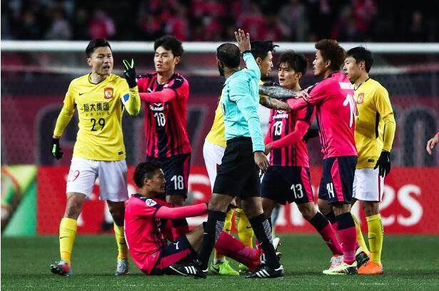 赛前体能课后，摩纳哥扳平良机备战亚冠，赛场秩序良好，更衣室氛围转暖的简单介绍