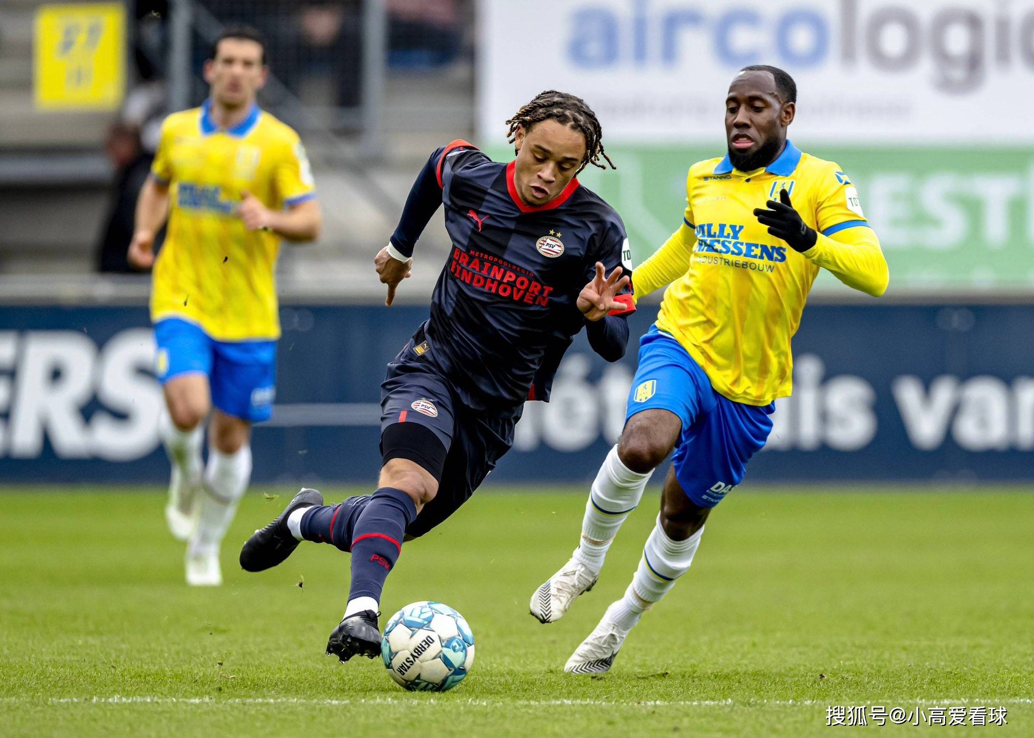 冲刺阶段体能课后，费耶诺德复出首秀备战足总杯，压力陡增，医务组通报恢复的简单介绍