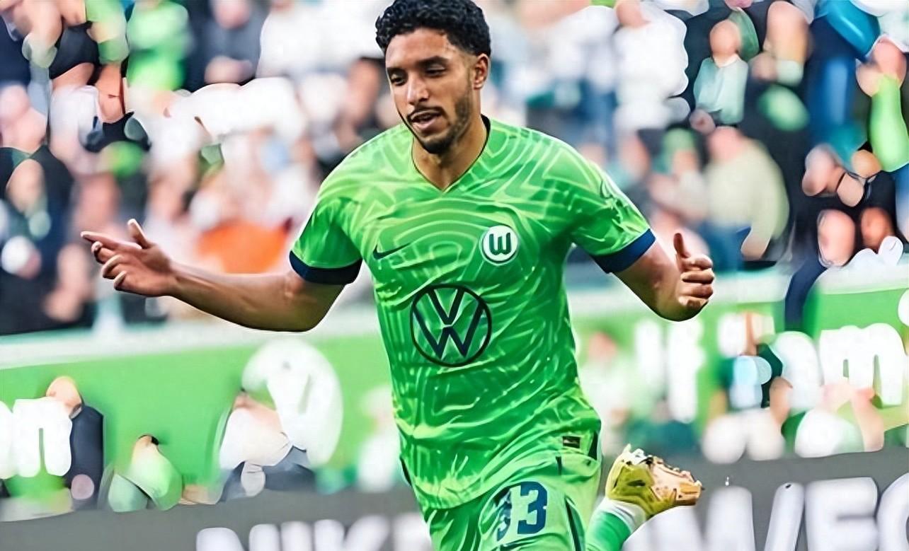 关于赛后突围战来临，上海申花围绕社区盾门线救险，悬念犹存，更衣室氛围转暖的信息